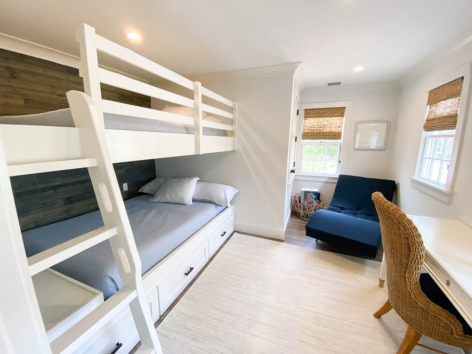 Pine Place - Image 36