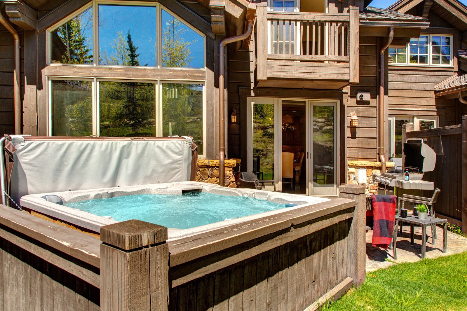 Star House - Image 44