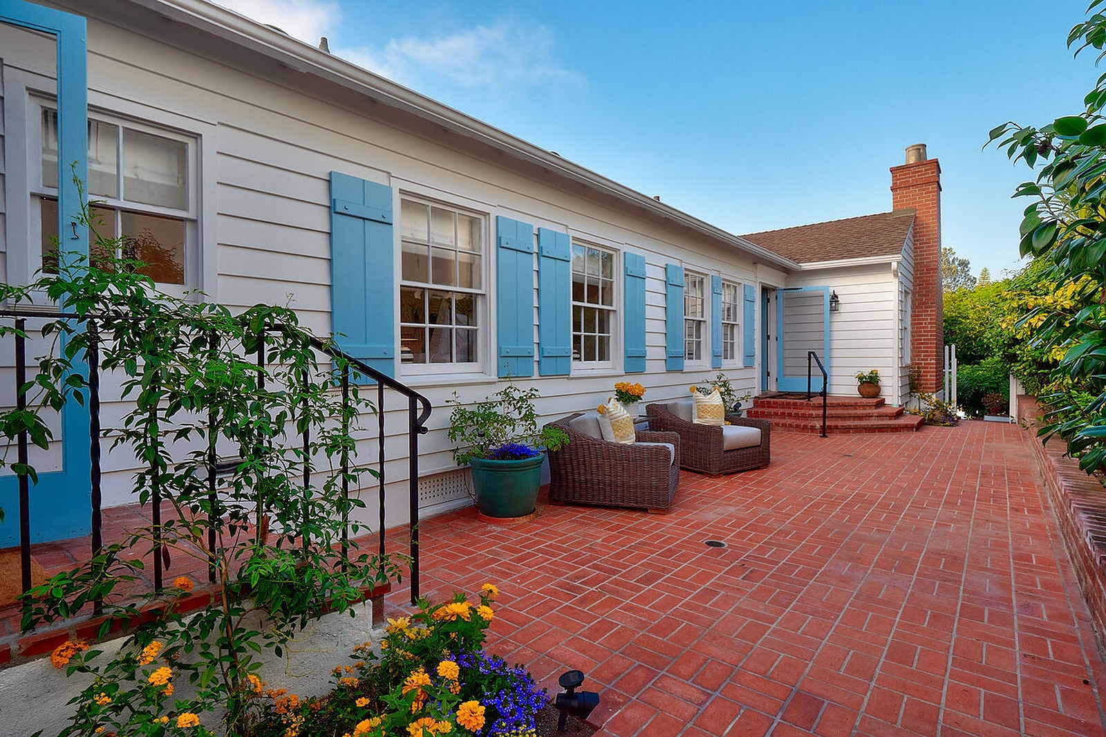 Field Villa - Image 37