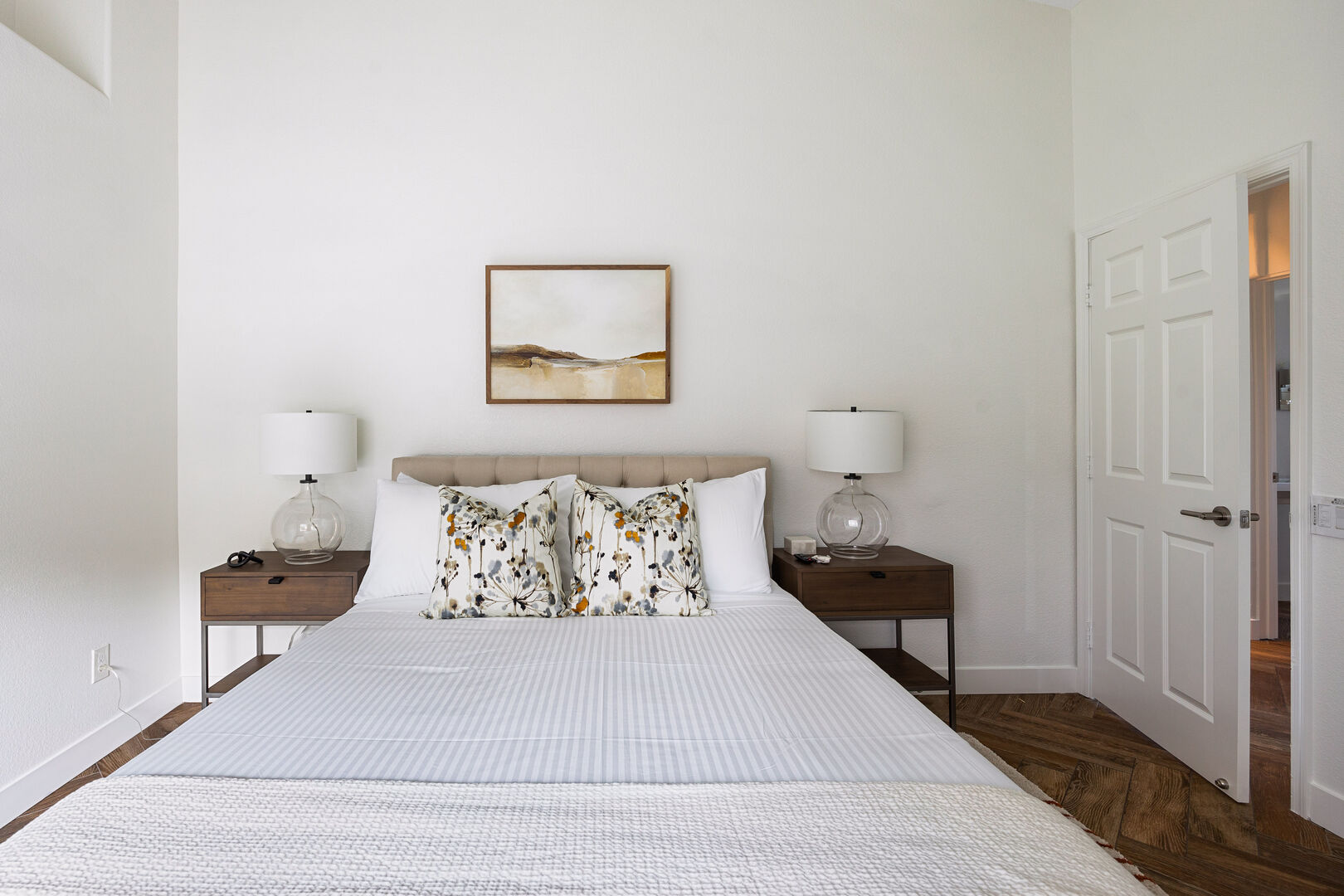 Third Mesa House - Image 18