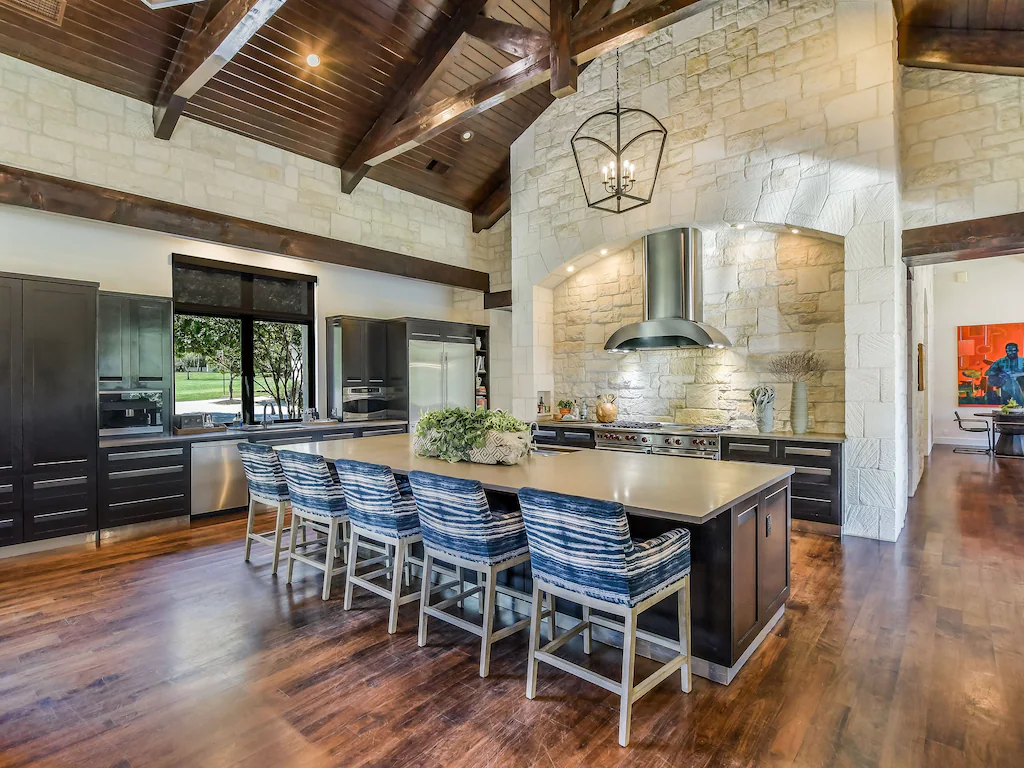 Bluebonnet Villa - Image 16