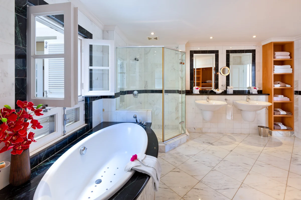 Bonnet Home - Image 6