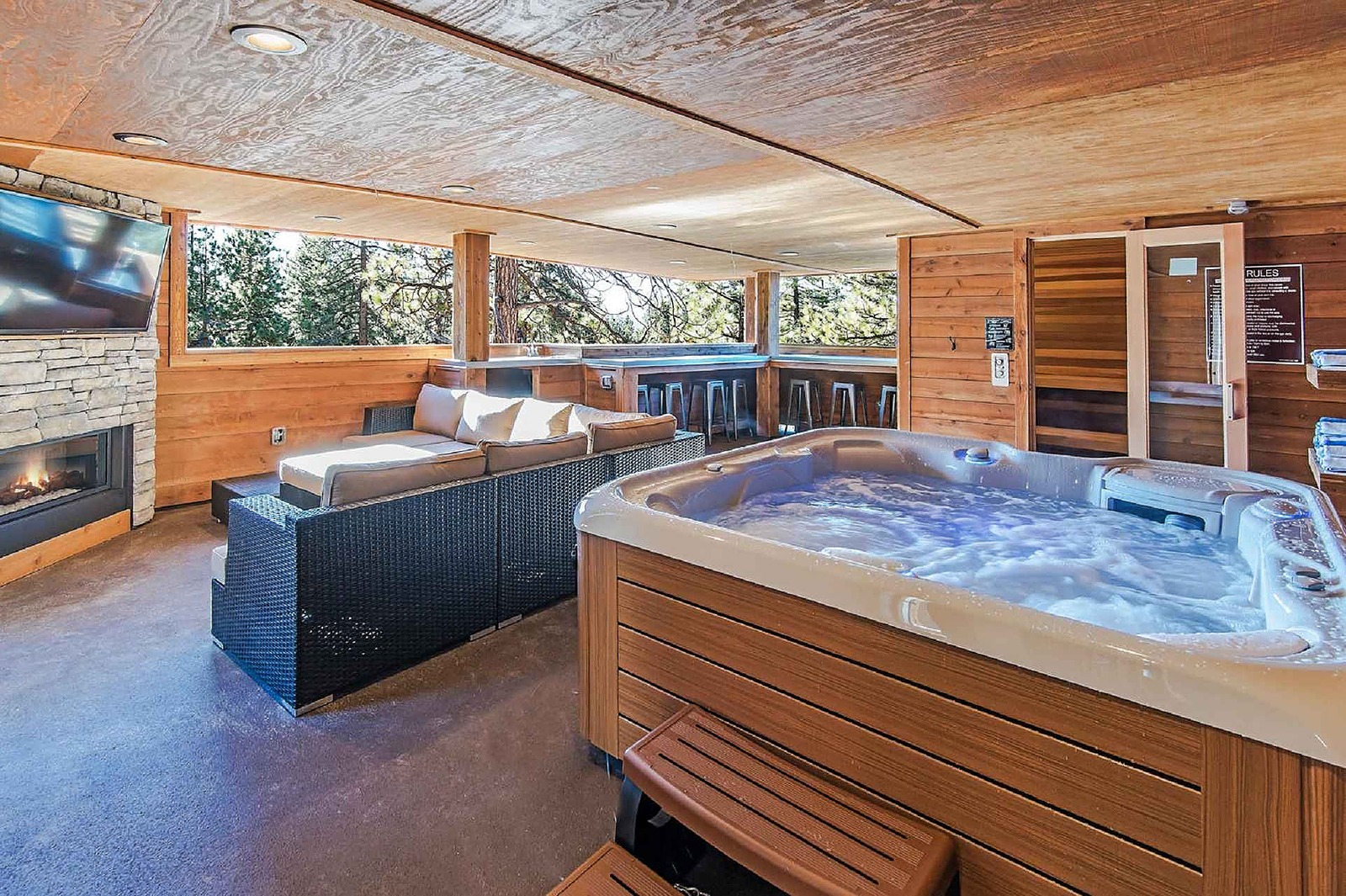 Trail Manor - Image 18