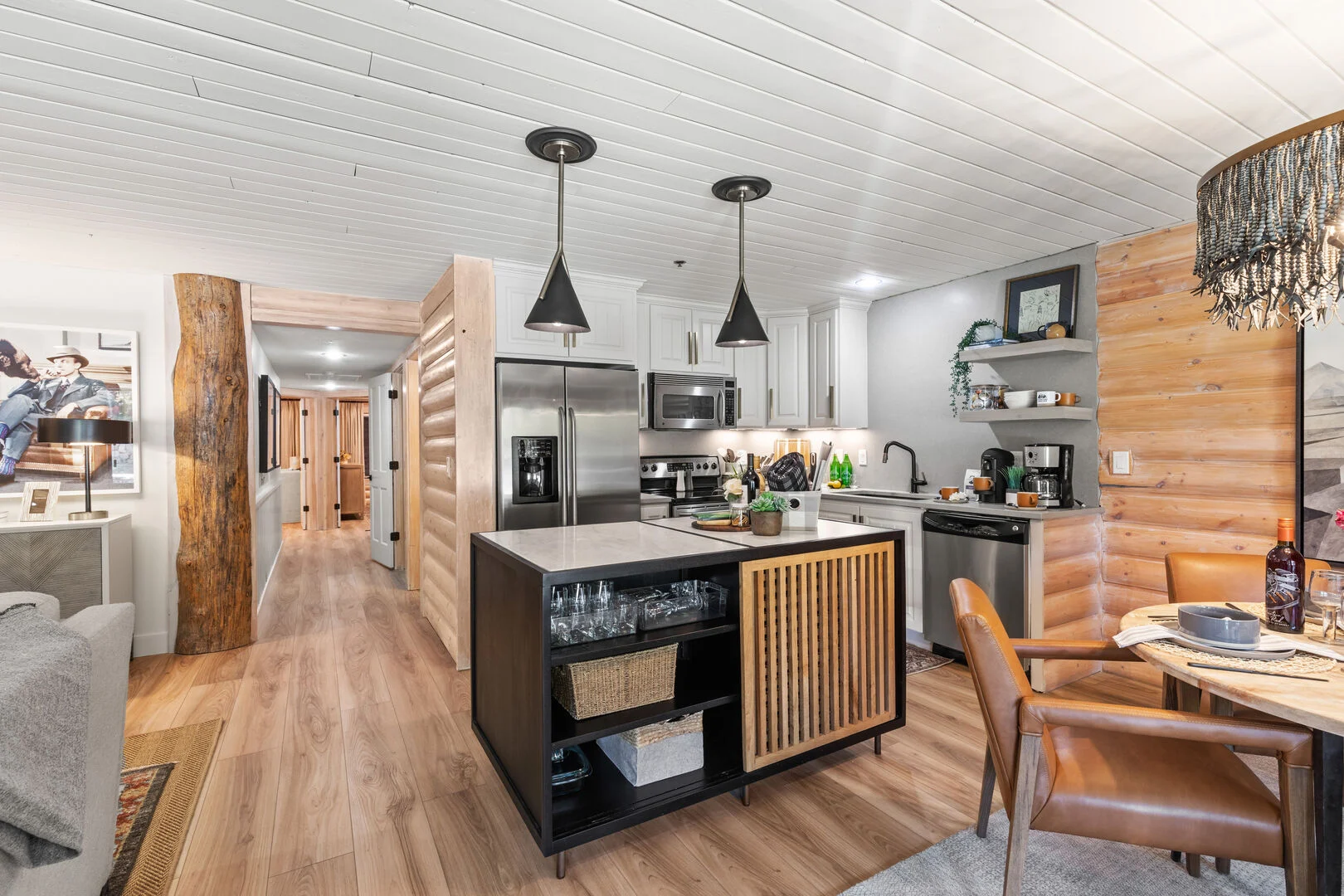 Silver Lake Home - Image 12