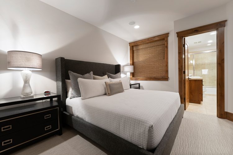 Berg Manor - Image 32