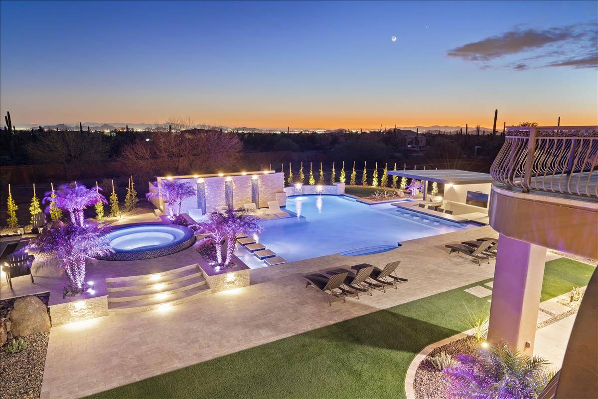 Infinity Manor - Image 49