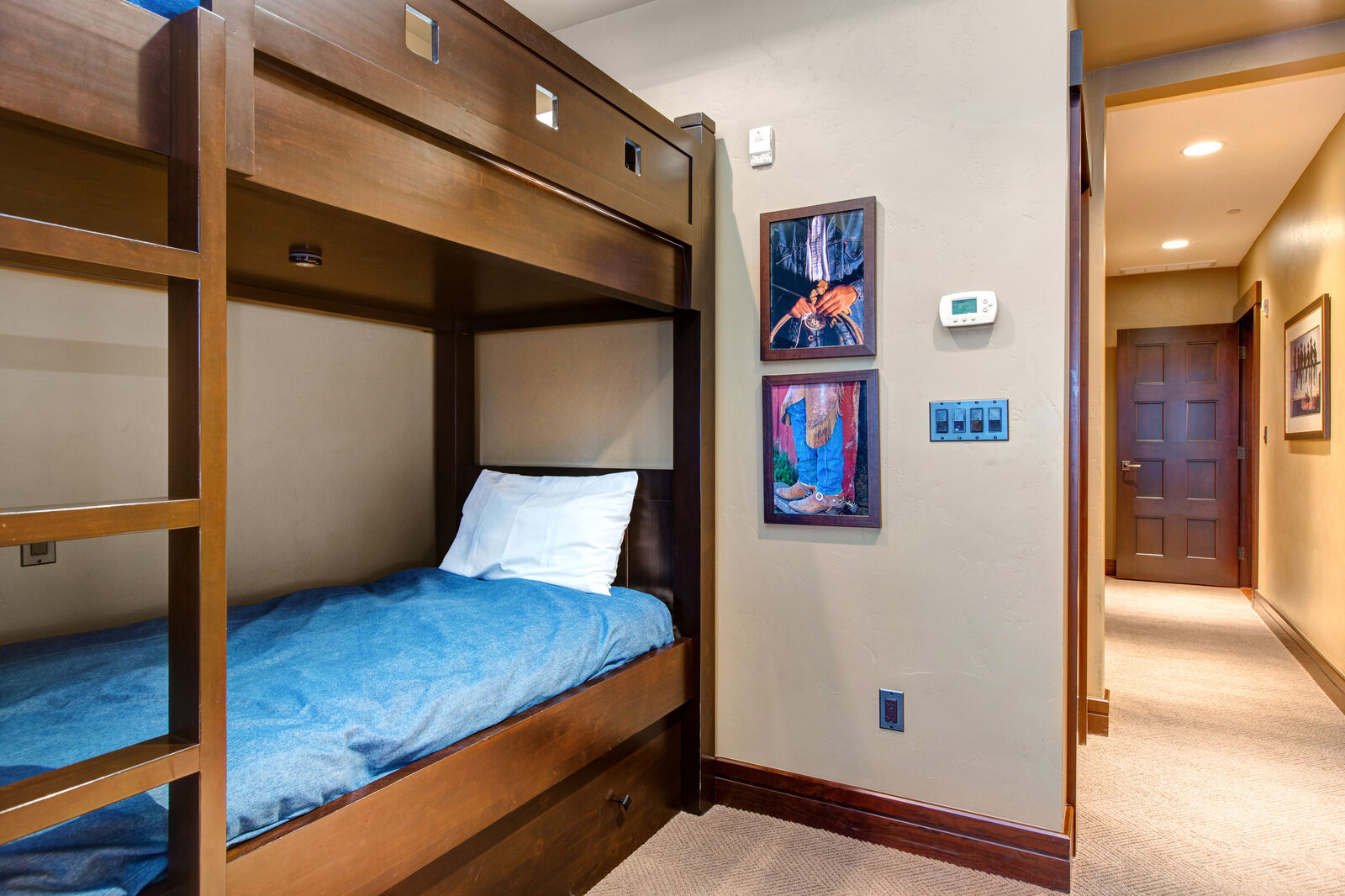 Peak Home - Image 24