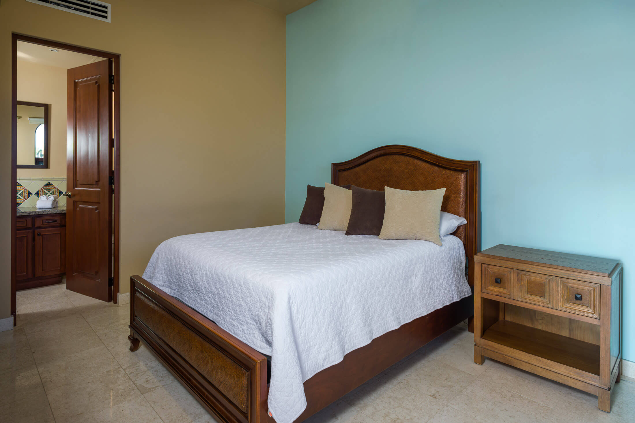 White Sage Manor - Image 14