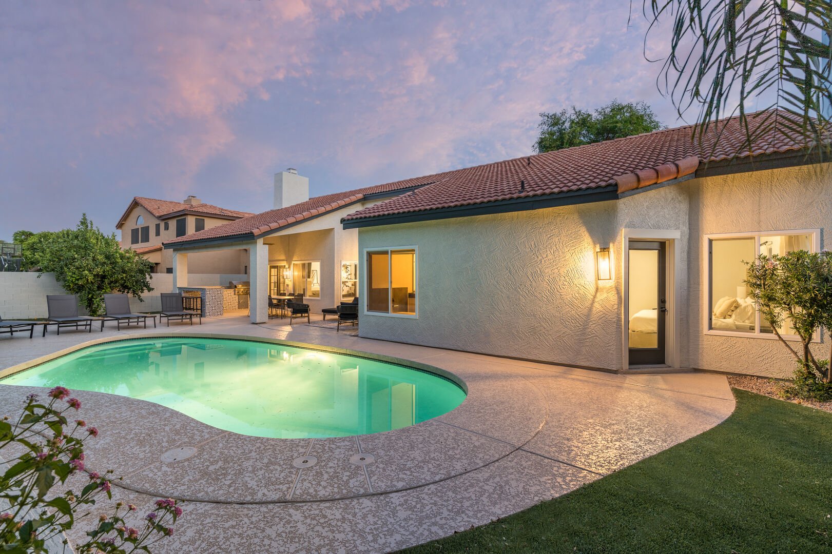 Sandra Place - Image 38