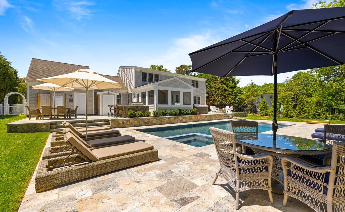 Barefoot Bungalow