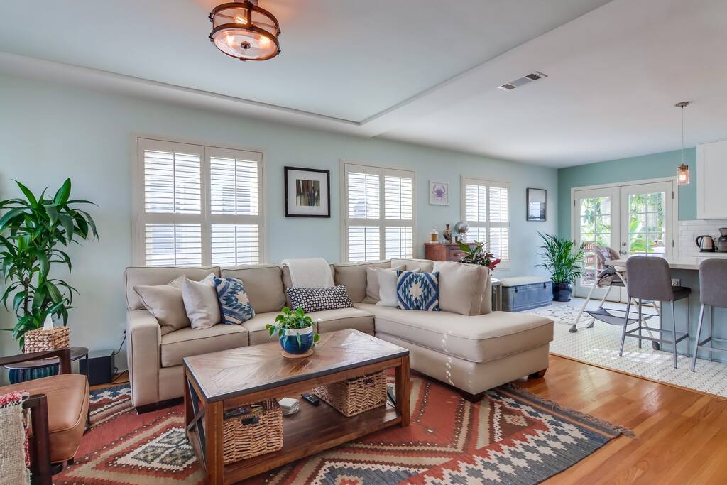 Blue Lagoon Home - Image 3