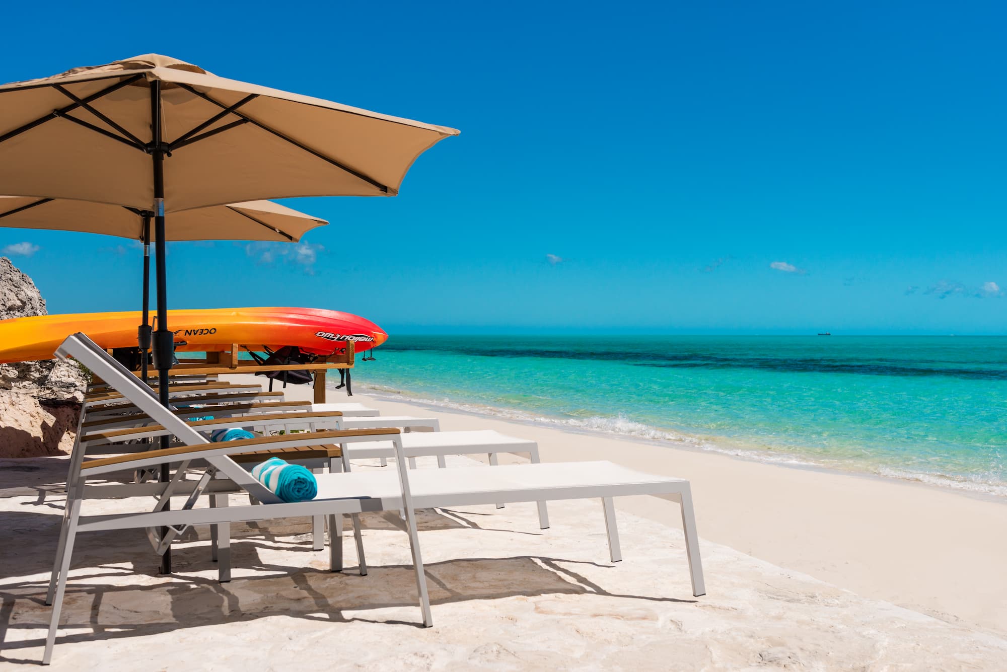 Ocean Waves Place - Image 26