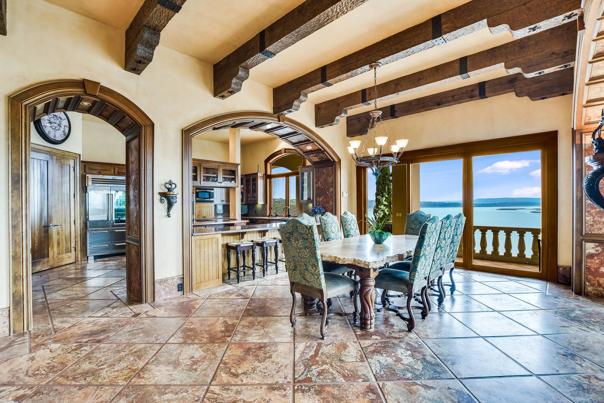 Vaughan Manor - Image 8