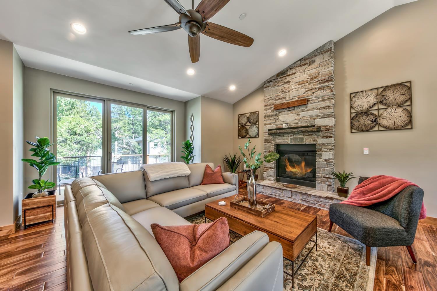 Cornelian House - Image 4