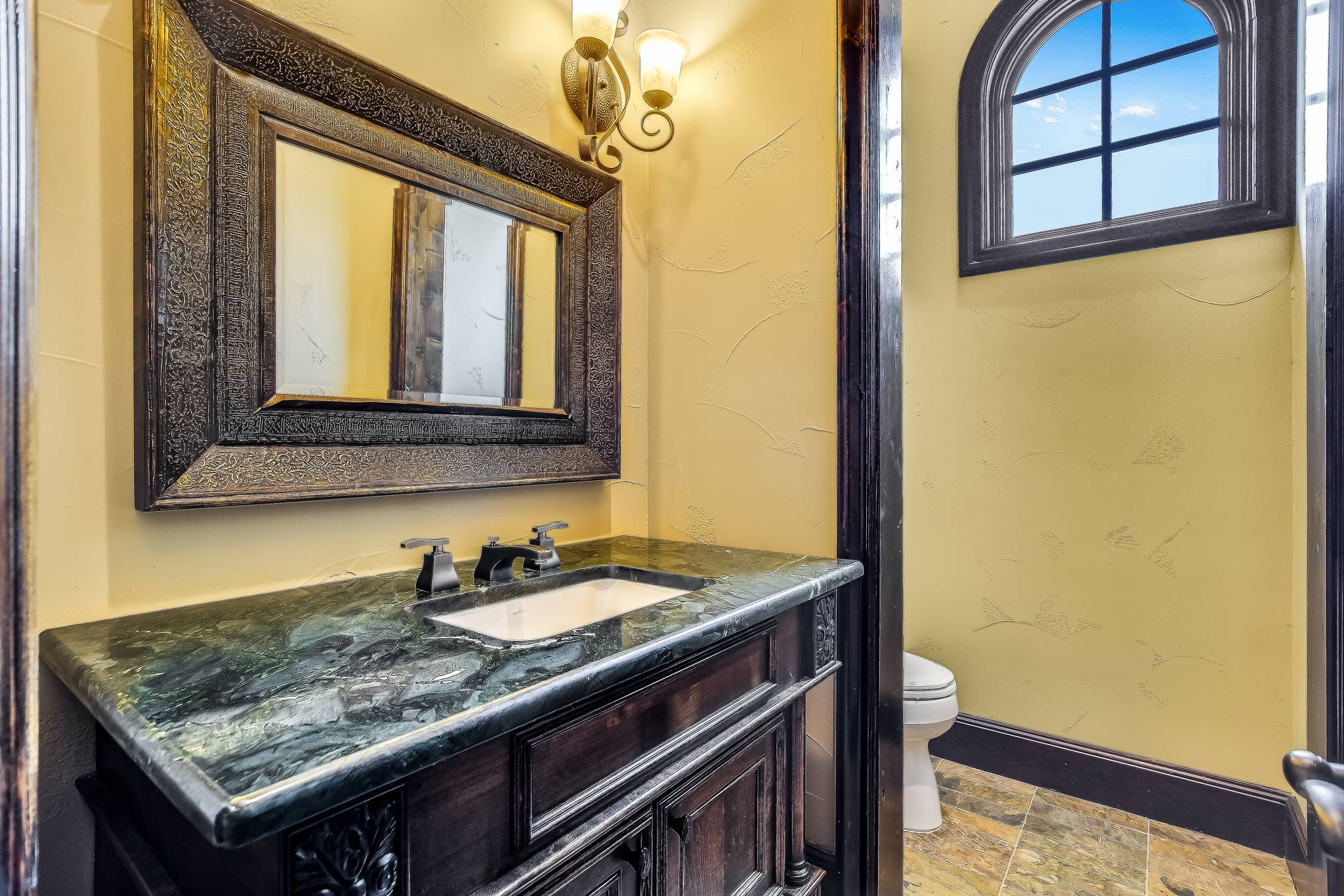 Woodrow Manor - Image 35