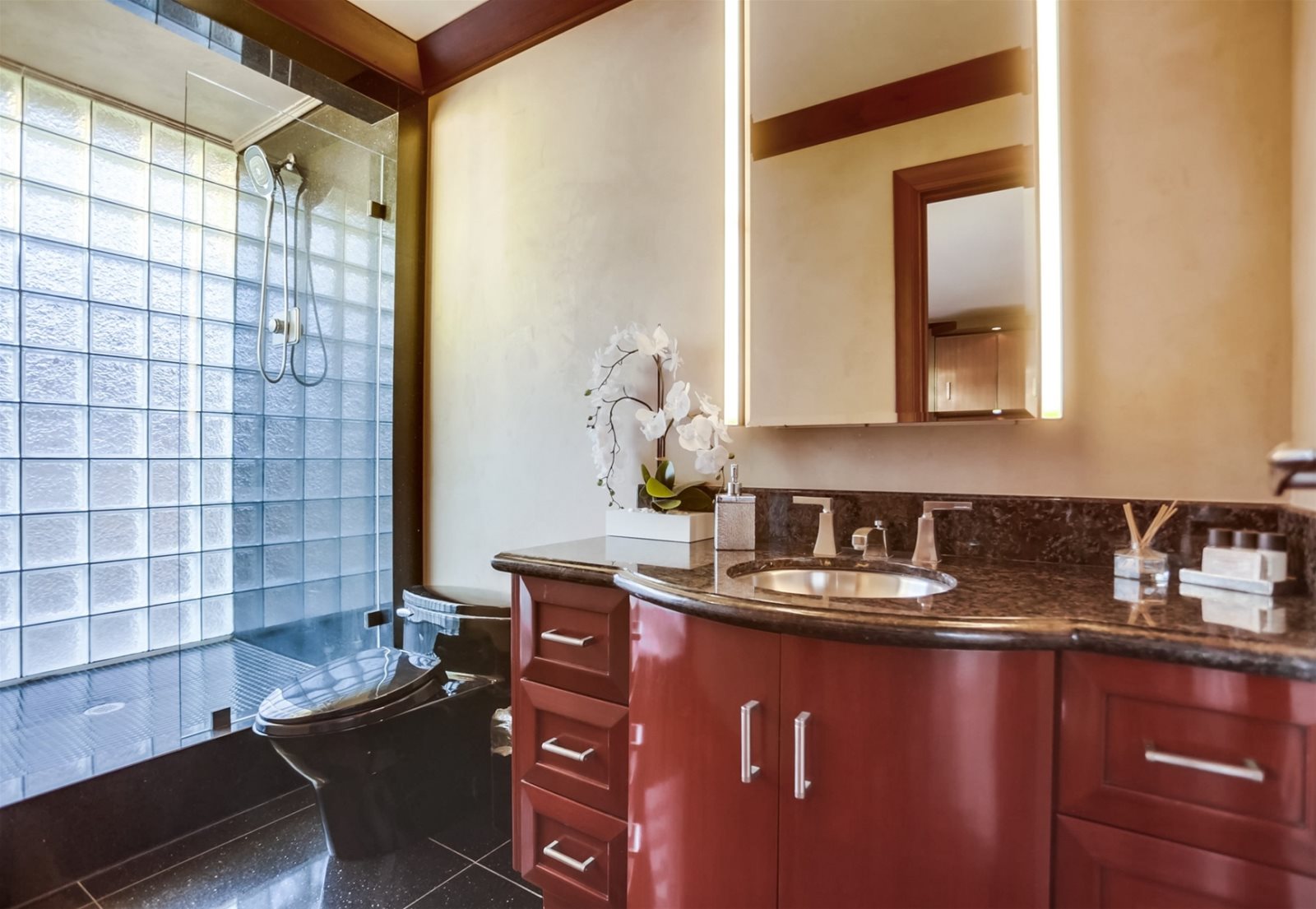 Azure Home - Image 44