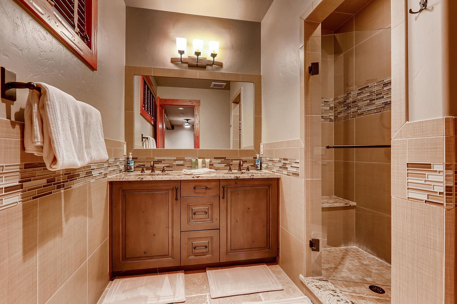 Snow Manor - Image 32