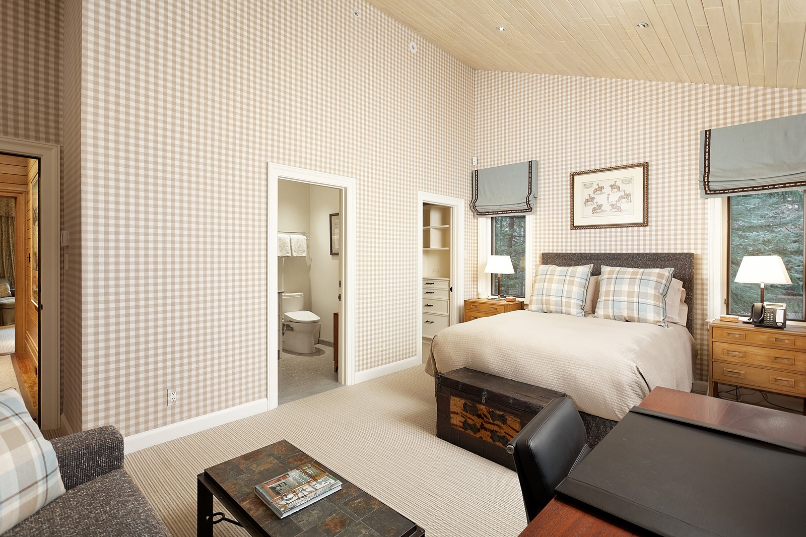 Roaring Manor - Image 32