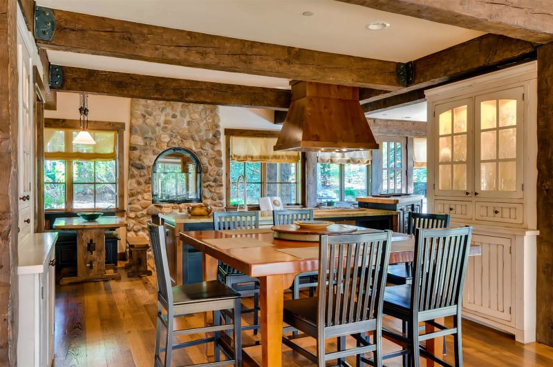 Peerless Manor - Image 10