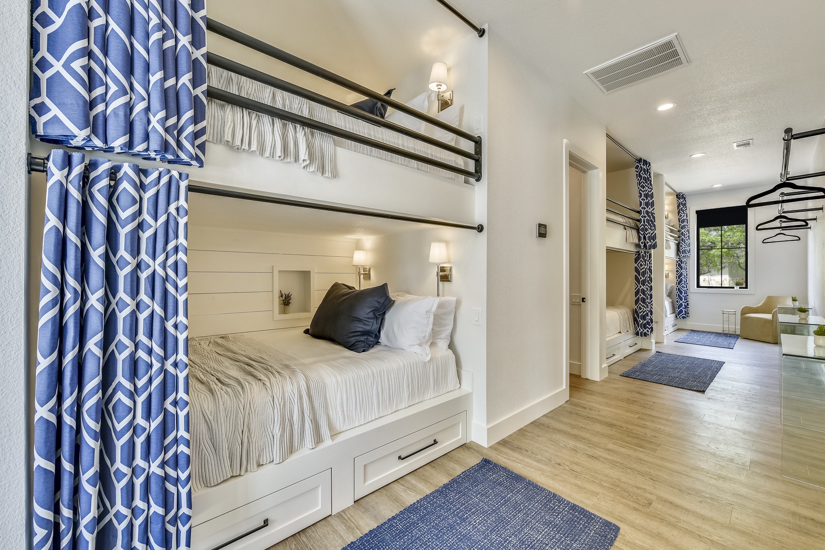 Sundown Manor - Image 62