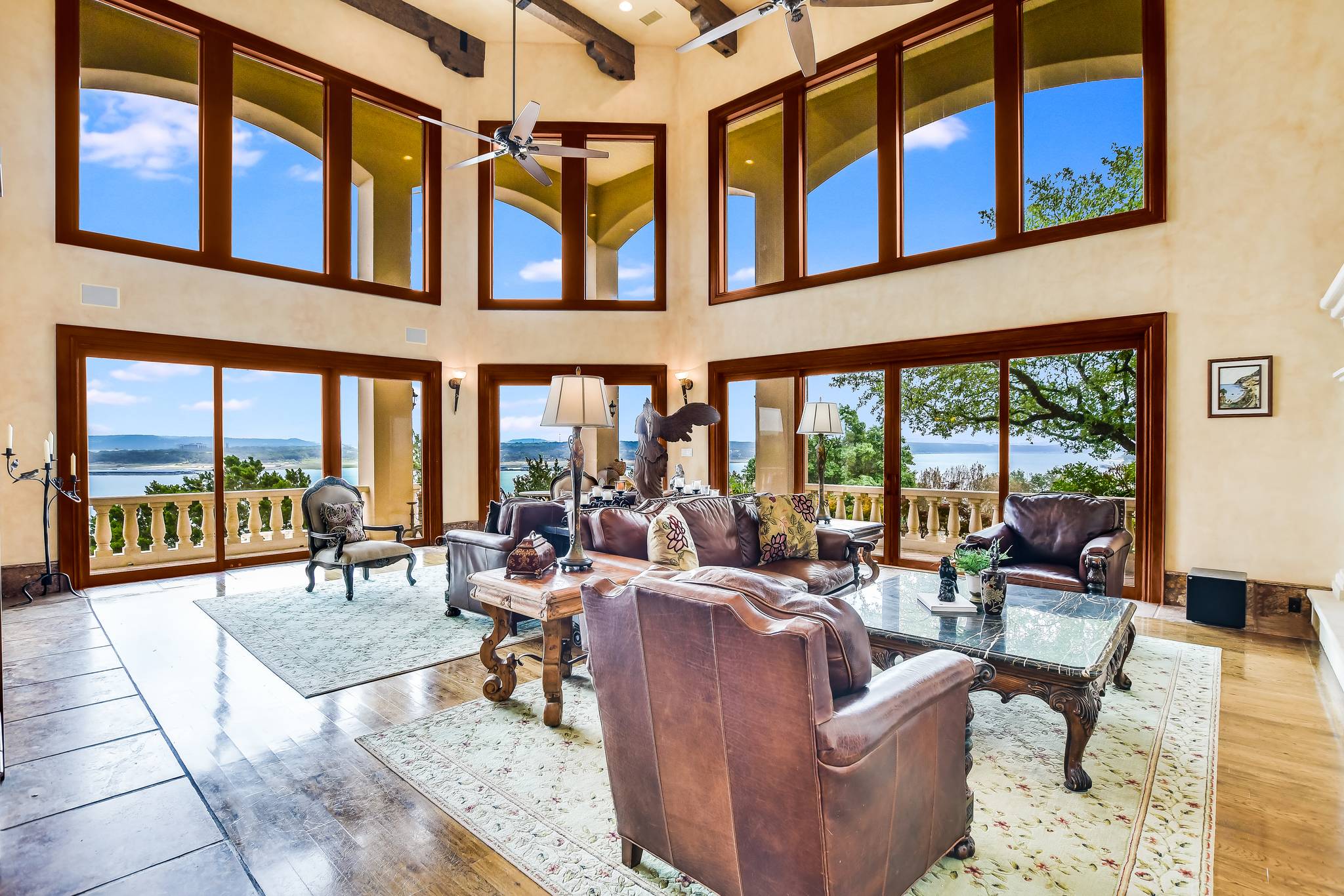 Vaughan Manor - Image 4