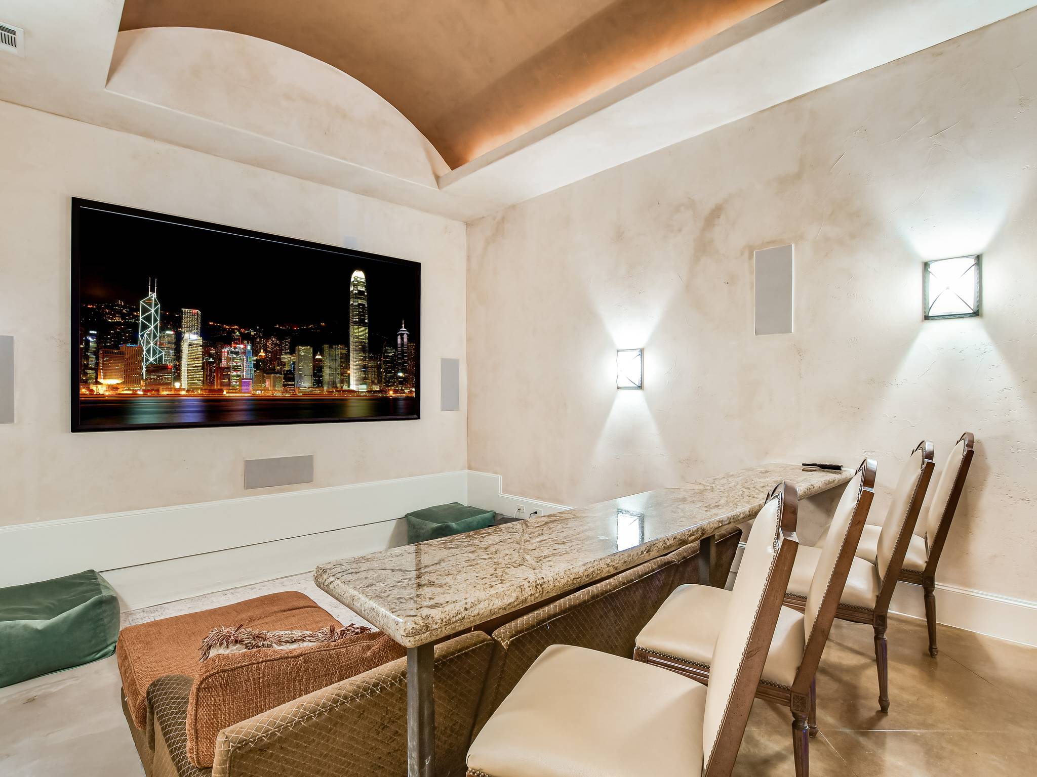 Patterson Manor - Image 30