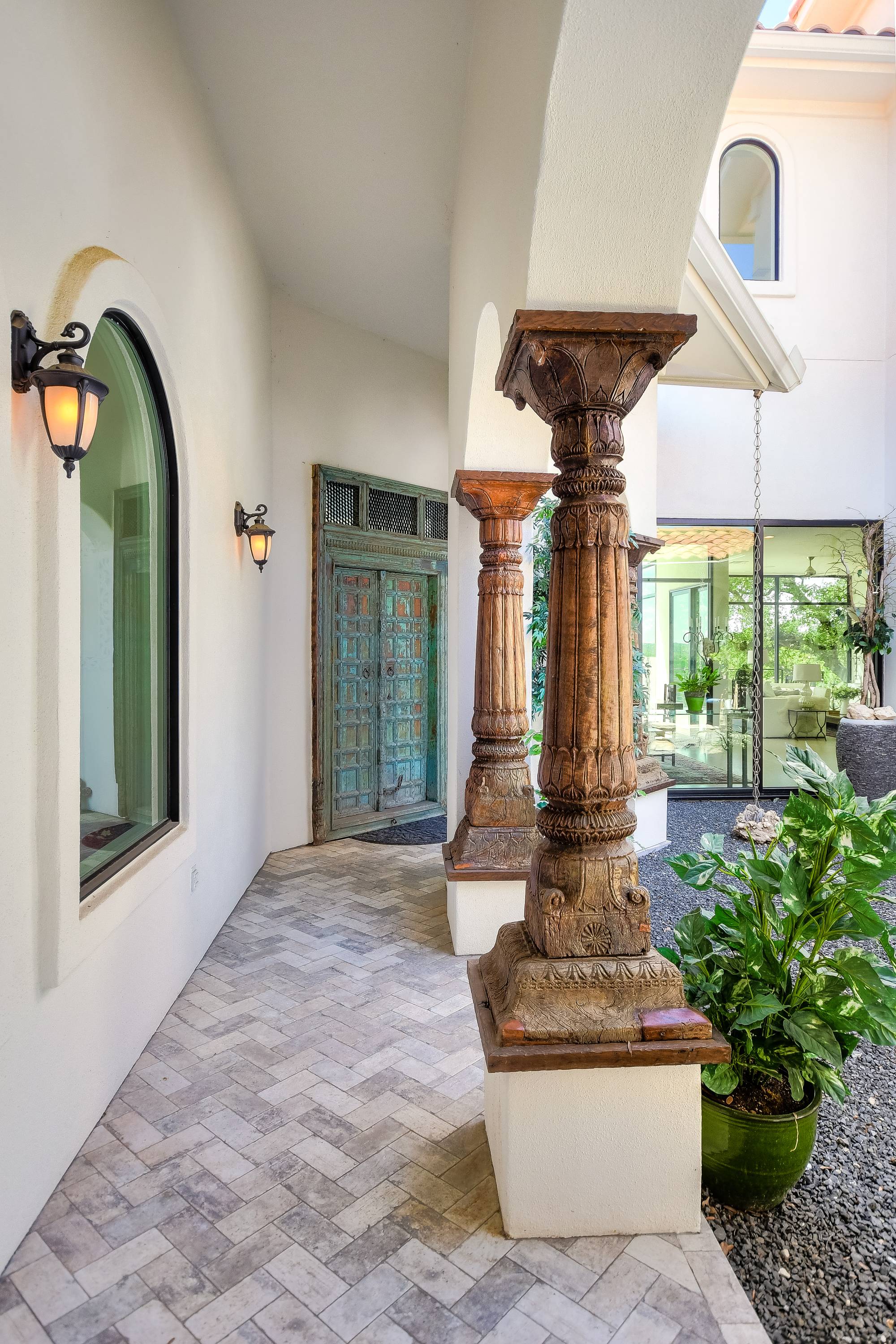 Lima Place - Image 51