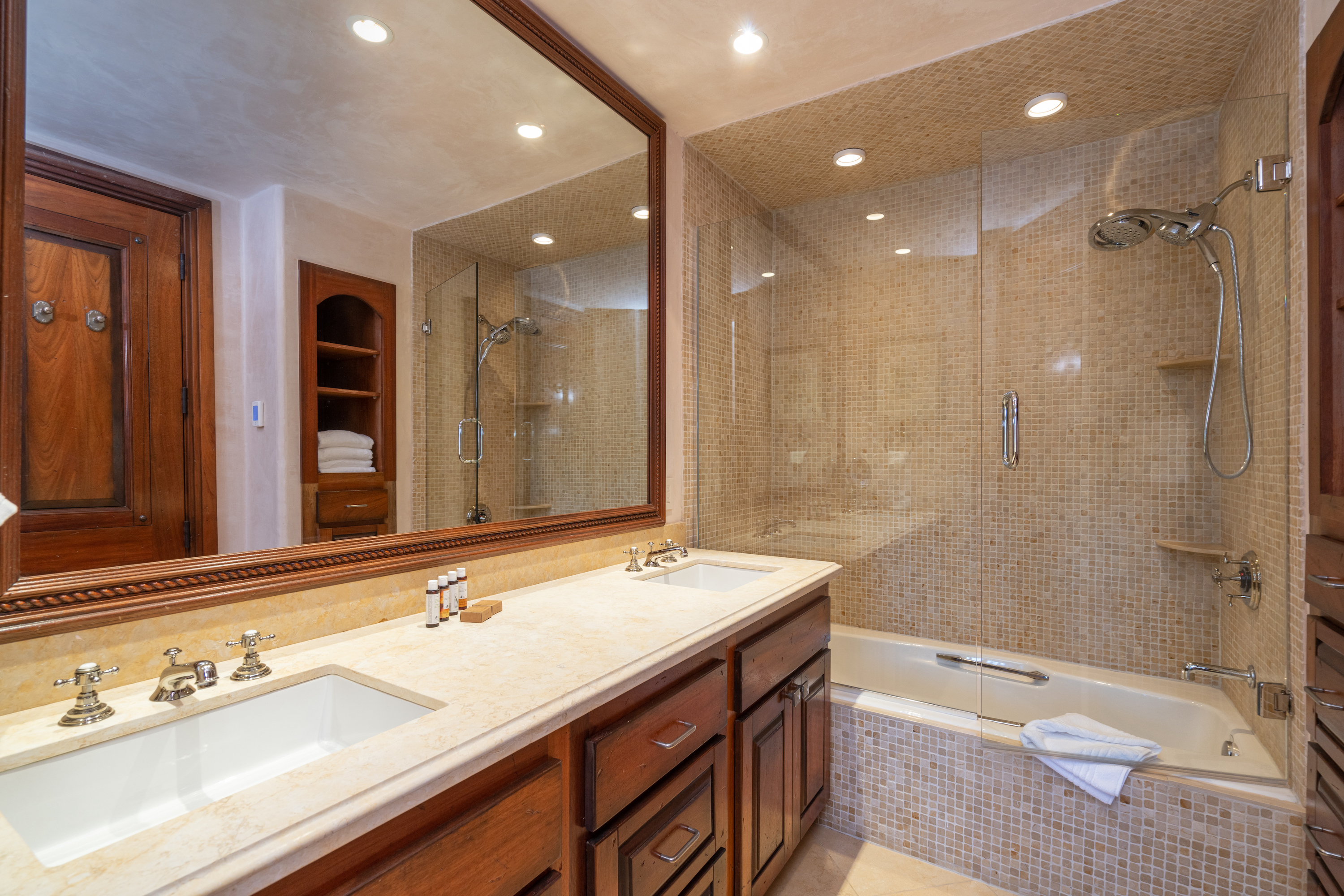 Polecat Villa - Image 24