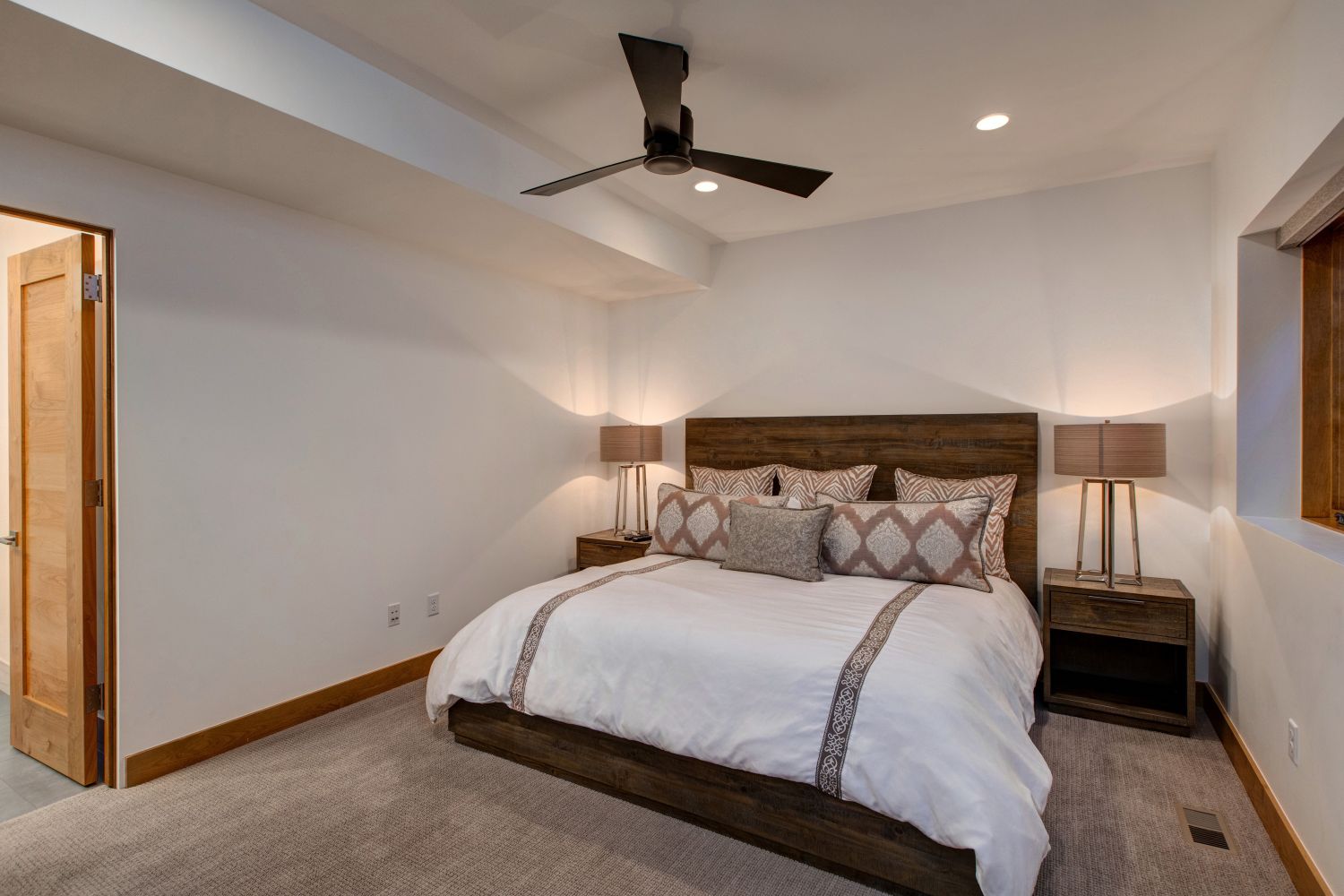 Daly Villa - Image 27