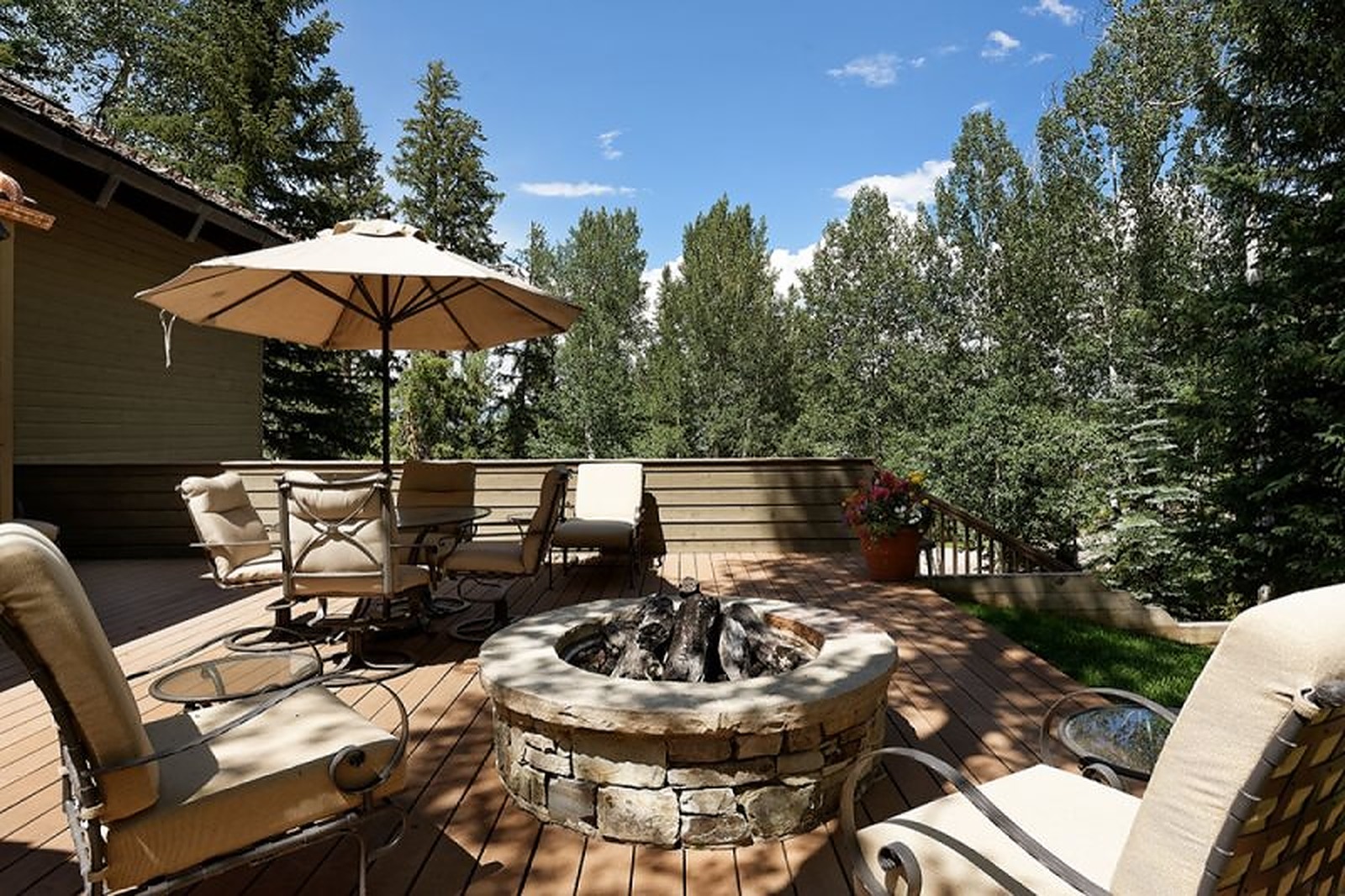 Forest Villa - Image 21