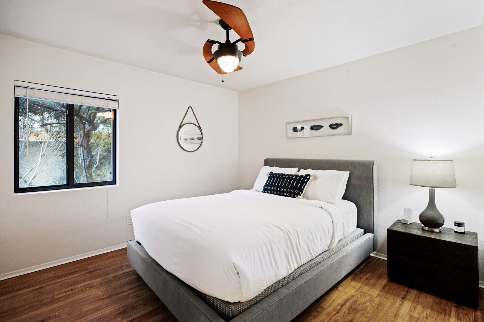 Brody House - Image 17