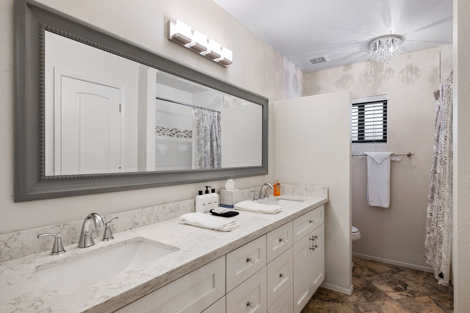 Brody House - Image 16