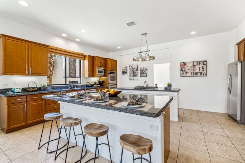 Josefina Villa - Image 10