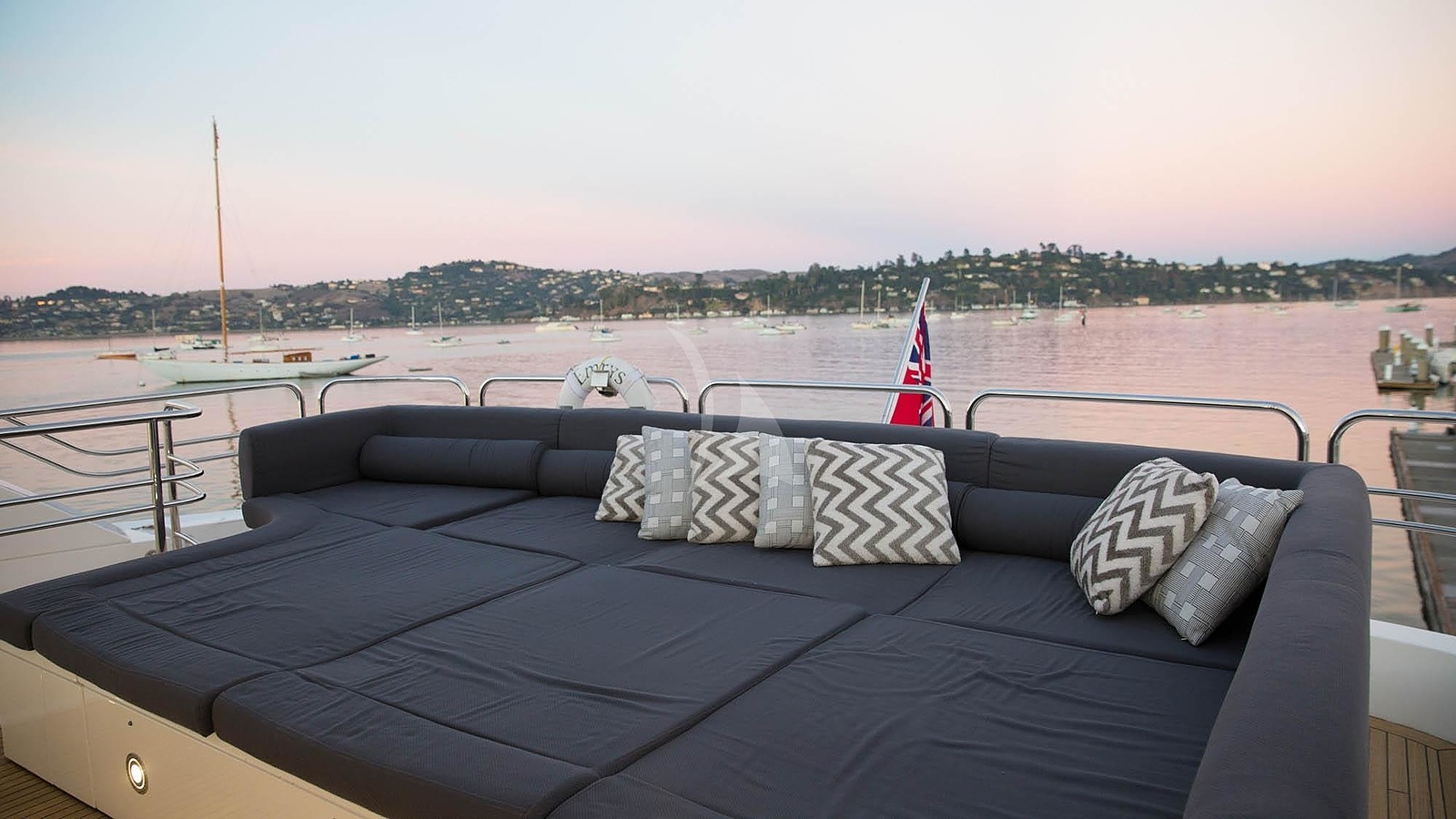 Emrys Yacht - Image 11