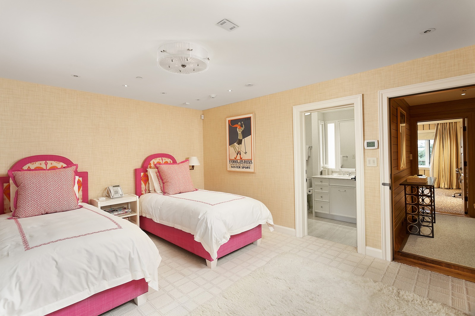 Roaring Manor - Image 39