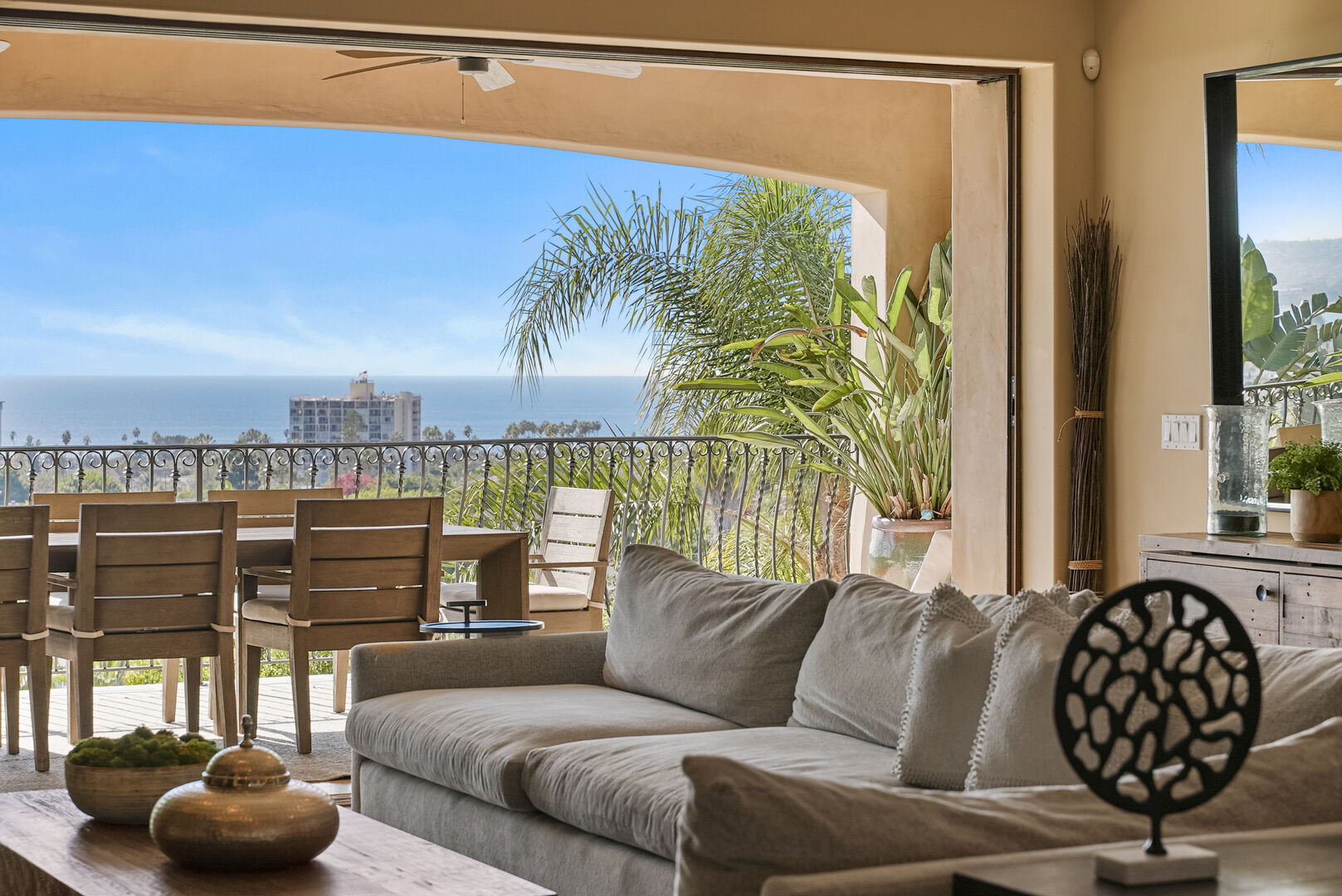 Campana House - Image 5