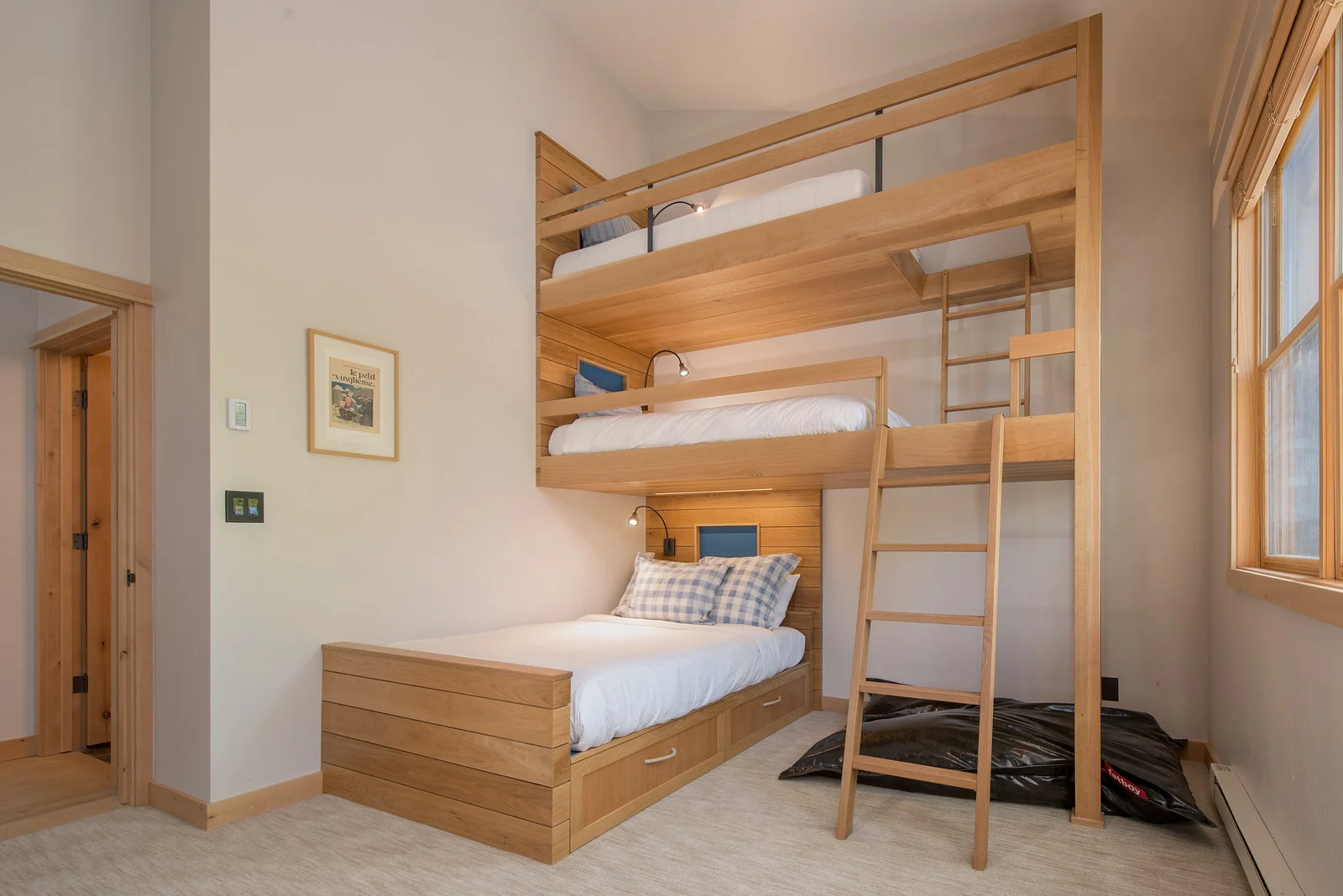 Redtail Home - Image 9