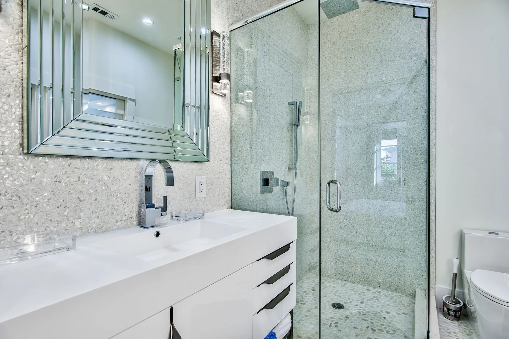 Main Street Condo - Image 16