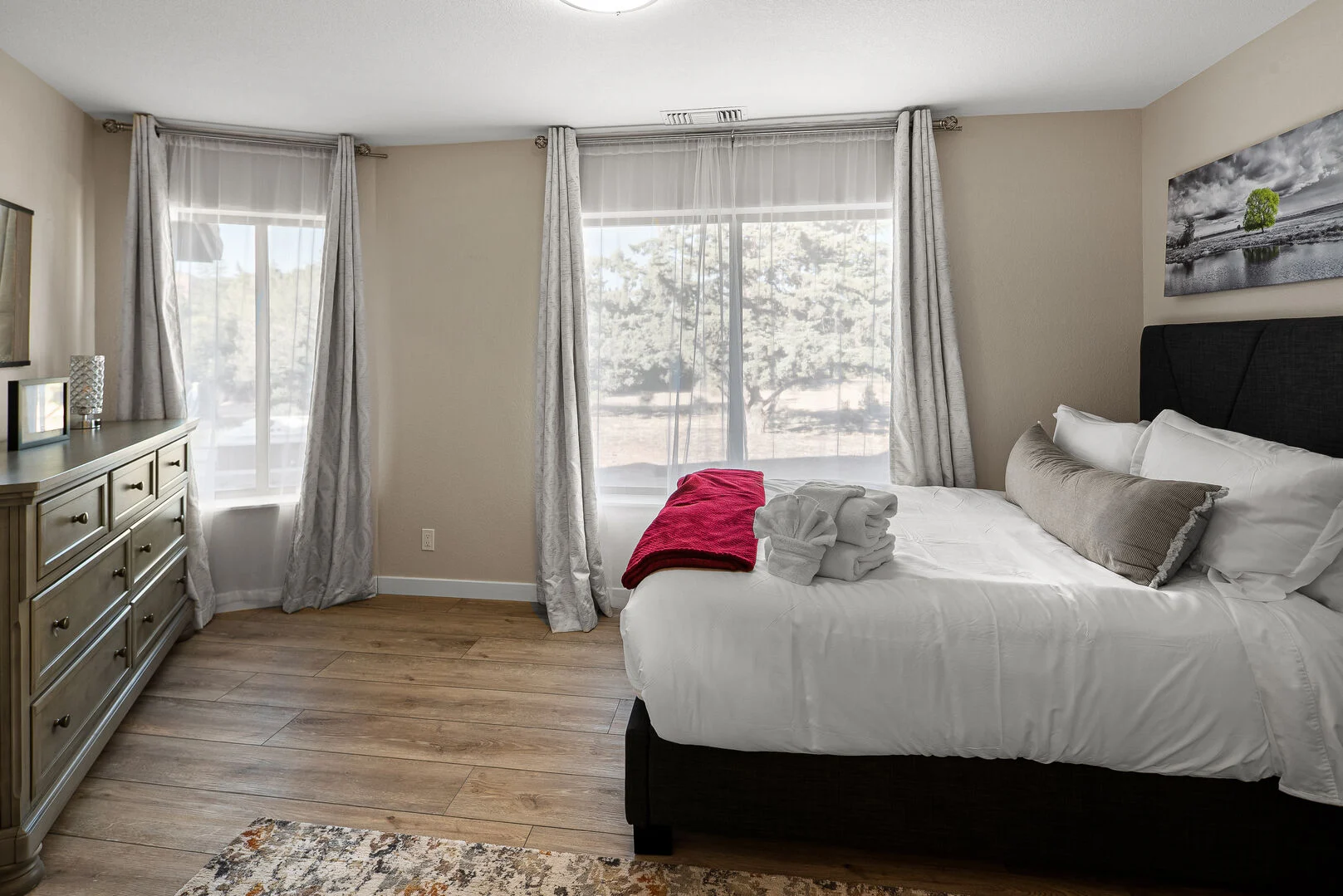 Saddle Peak Home - Image 5