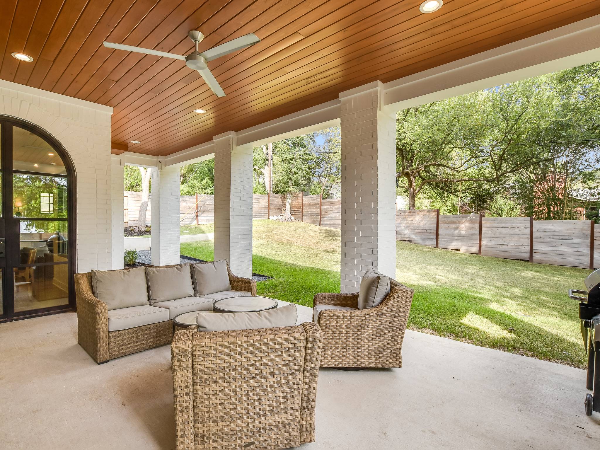 Oro House - Image 38