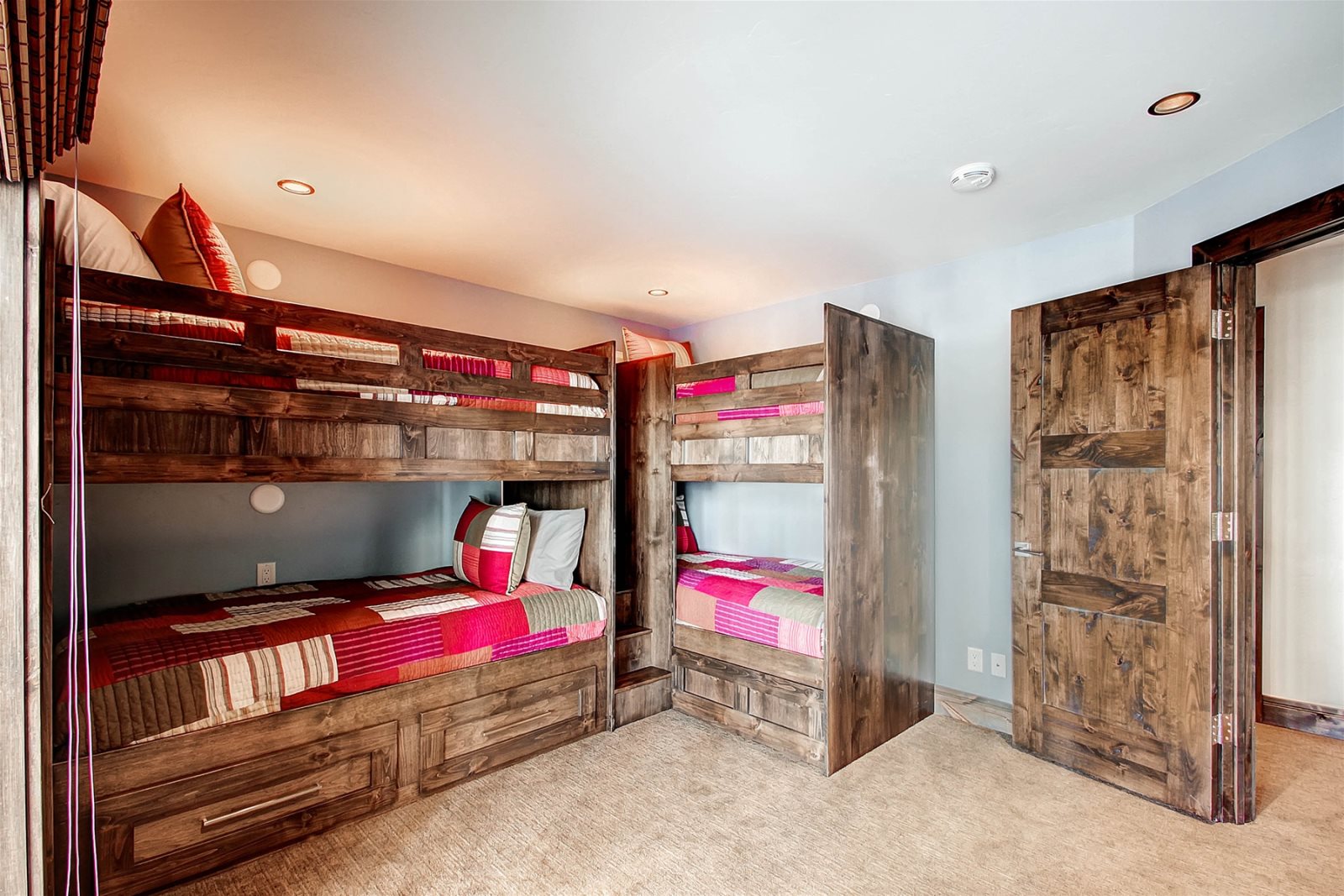 Amber Manor - Image 24