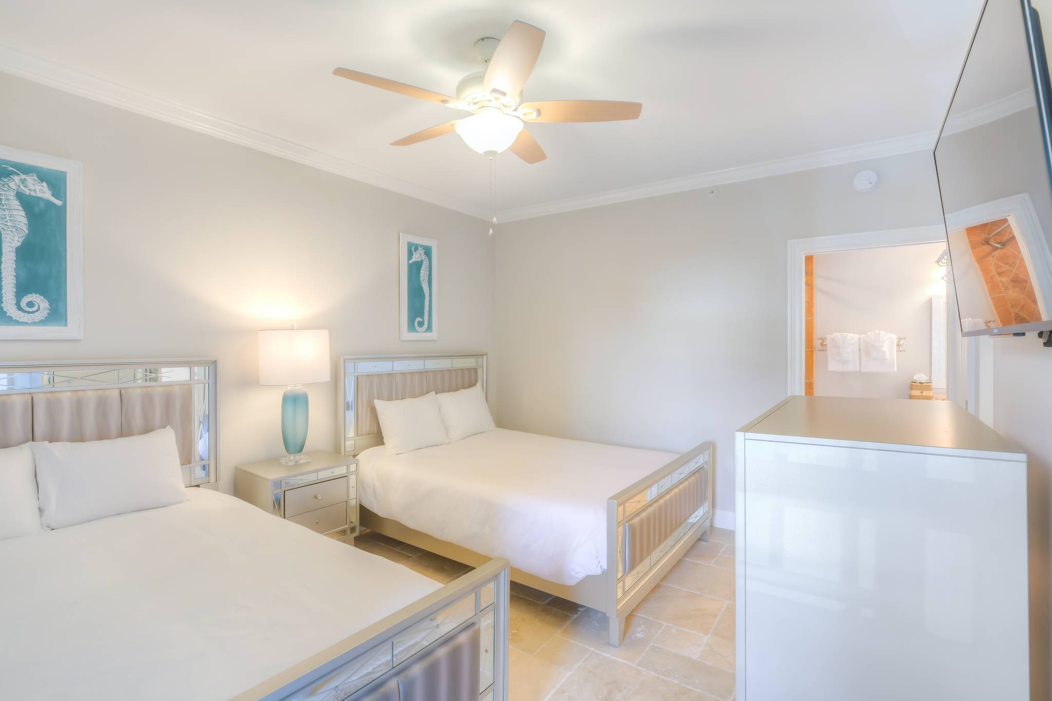 Highfin Home - Image 25