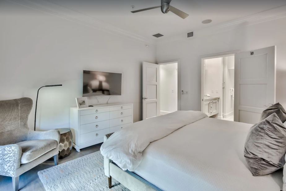 Barrett Home - Image 16