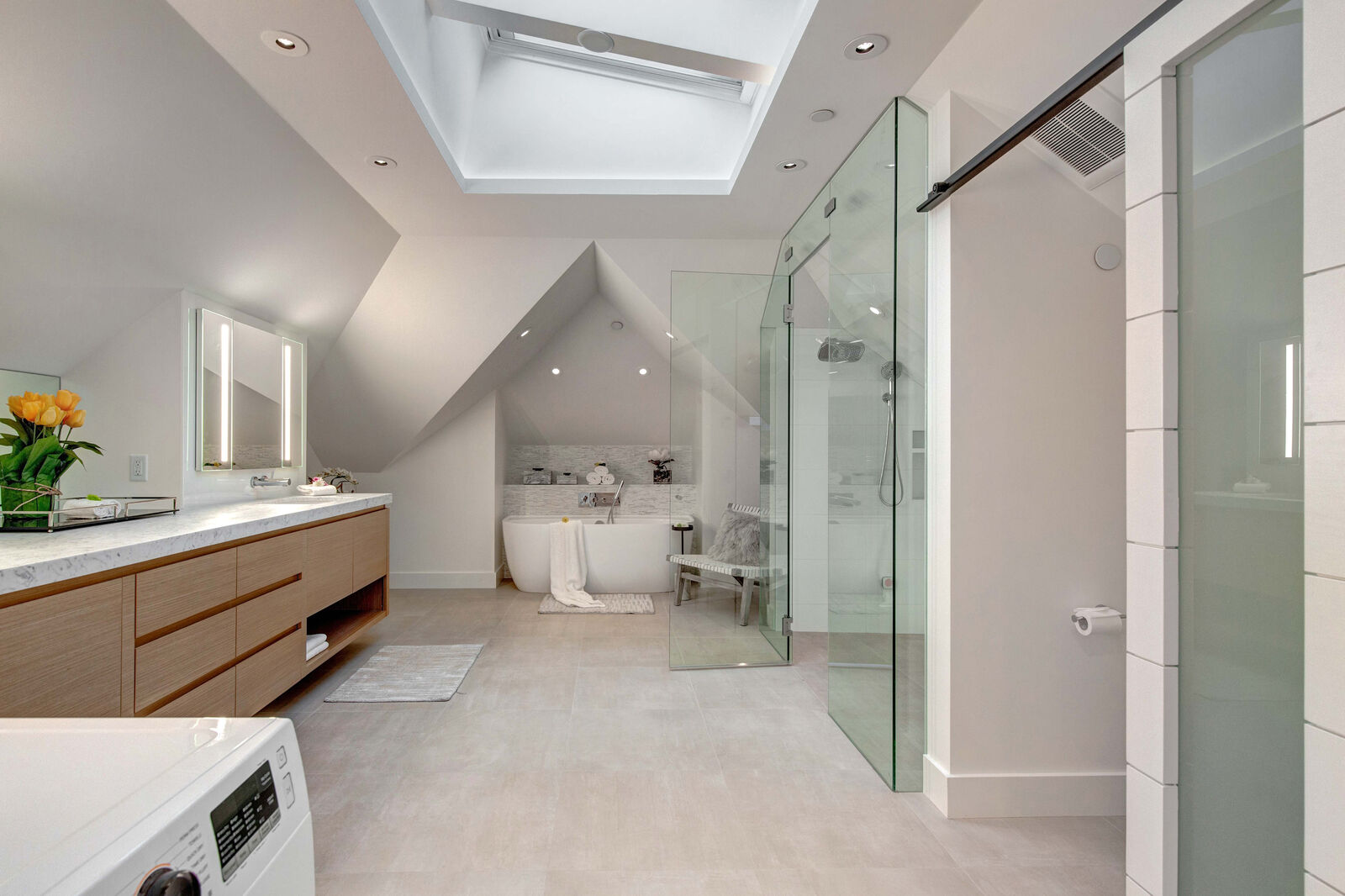 Avenue House - Image 20