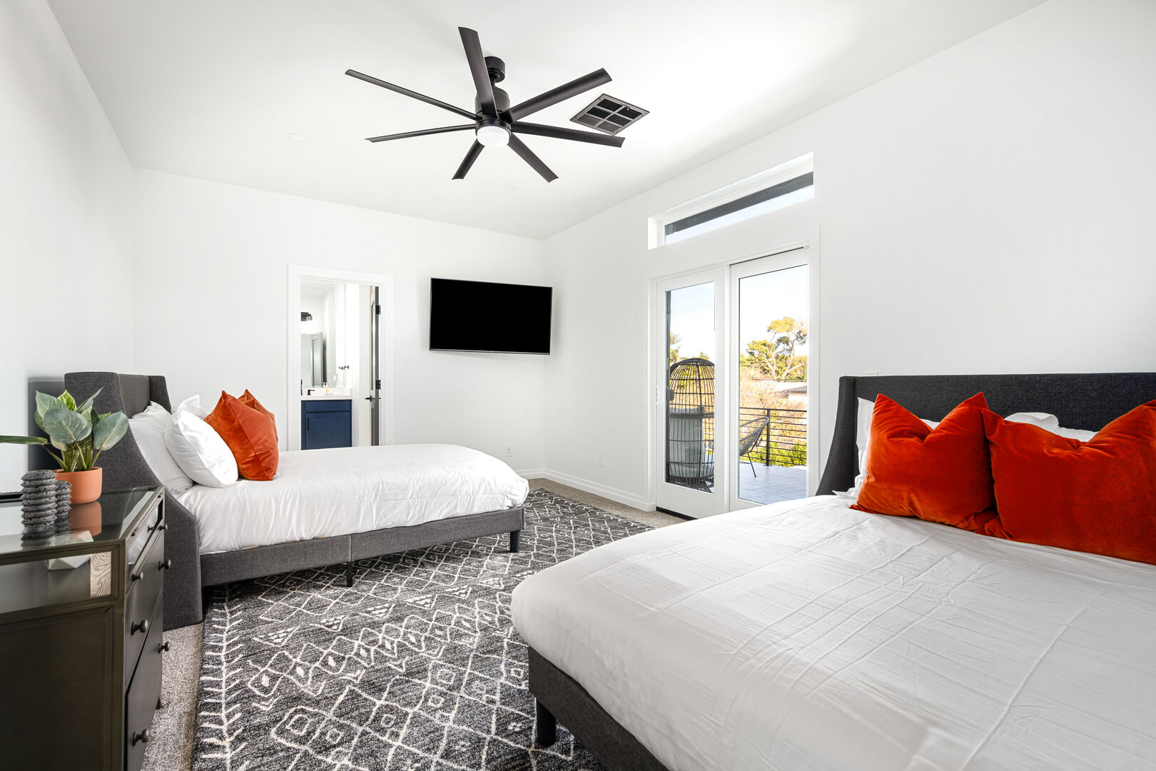 Palo Verde Place - Image 30