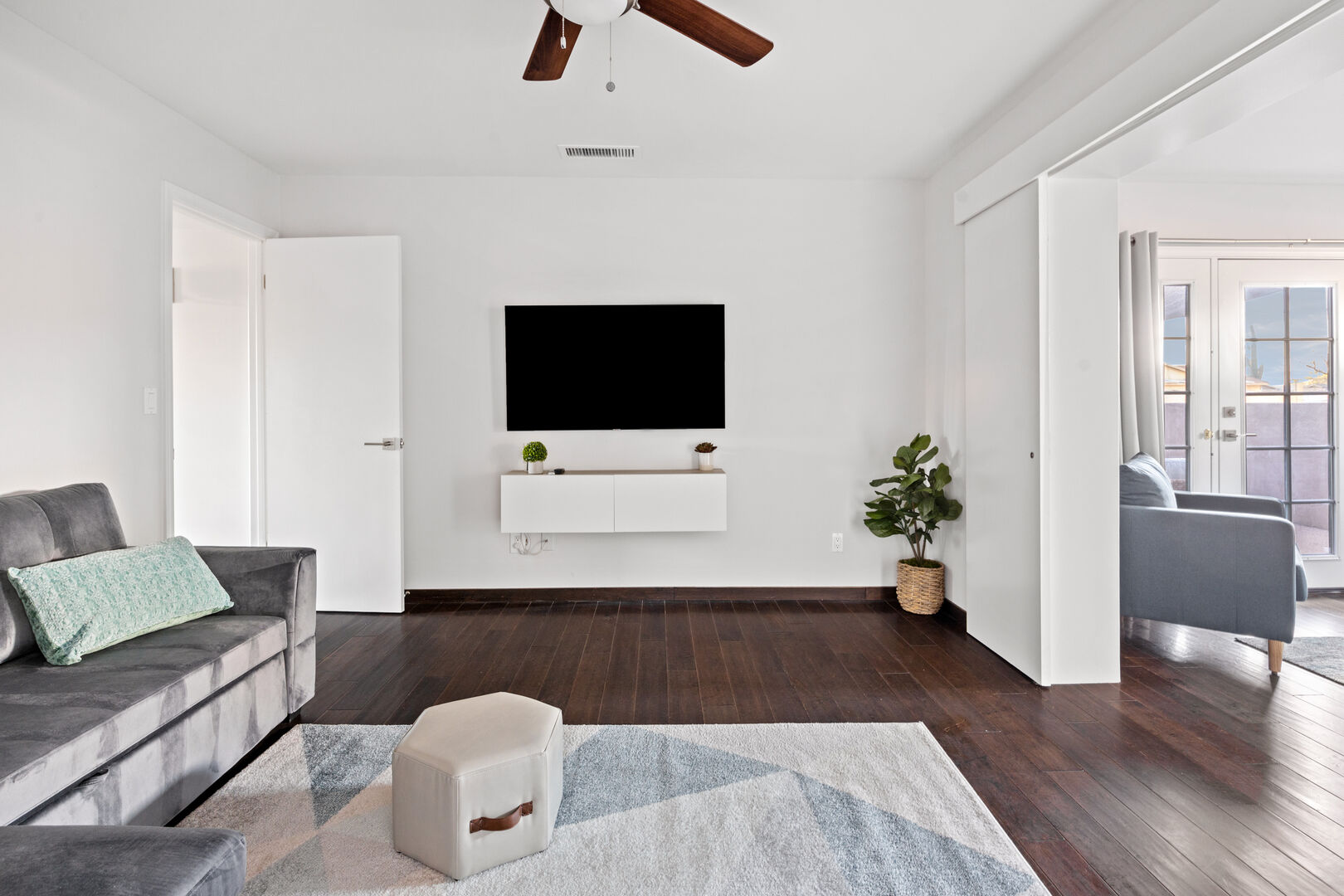 Winchcomb House - Image 16