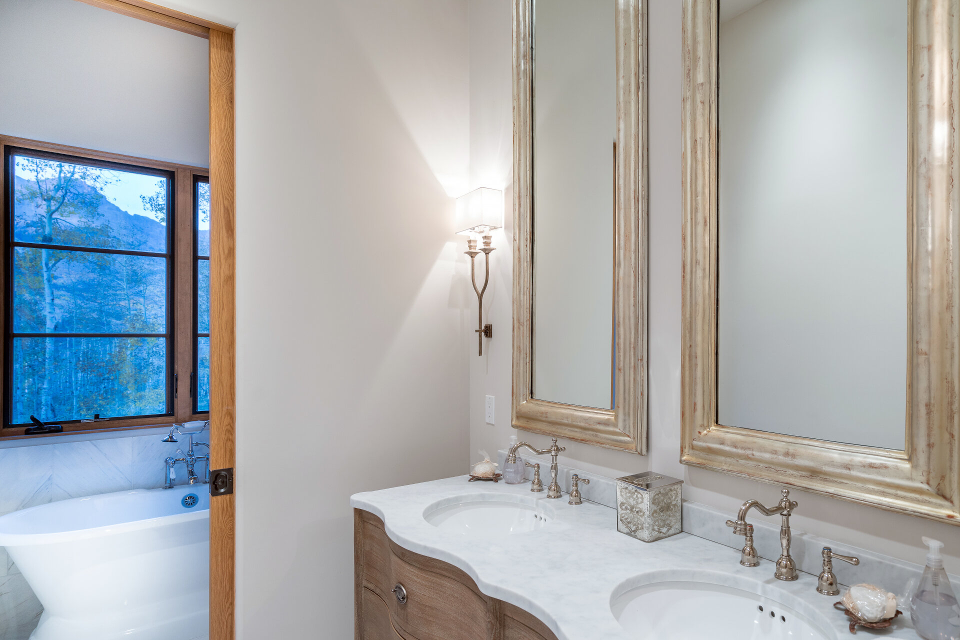 Russell Home - Image 13