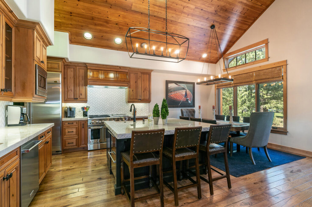 Chickadee Home - Image 9