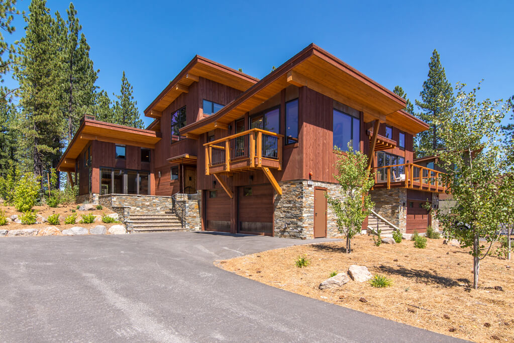 Hemlock House - Image 25