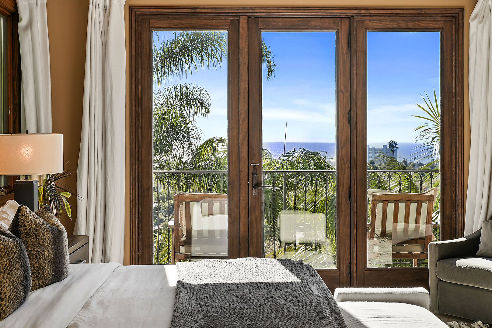 Campana House - Image 22